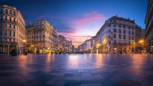 Marseille in allerta: Un riscontro preoccupante sull'aumento dei traffici e dei furti, nonostante l'impegno delle forze dell'ordine